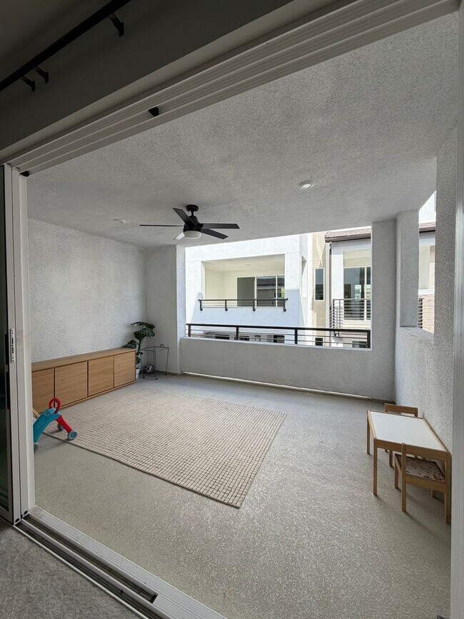 Building Photo - Everly At Civita Gorgeous Home with Lots of Upgrades- A Resort Style Living in the Heart of San D...