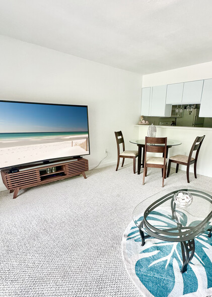Bluewater Bay 1 bedroom condo - 109 Westlake Ct