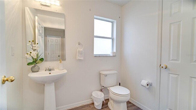 Building Photo - 16919 Sunrise Vista Dr