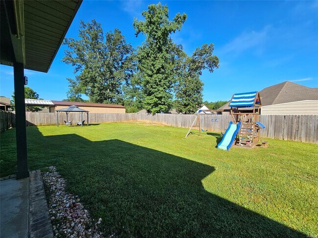 Building Photo - 1017 Ridge Point Dr