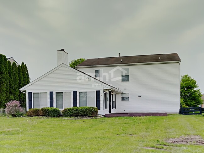 Building Photo - 6351 Hollingsworth Dr