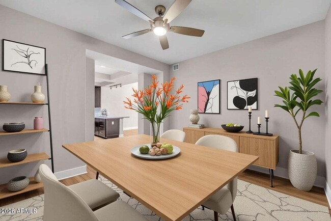 Building Photo - 4803 N Woodmere Fairway