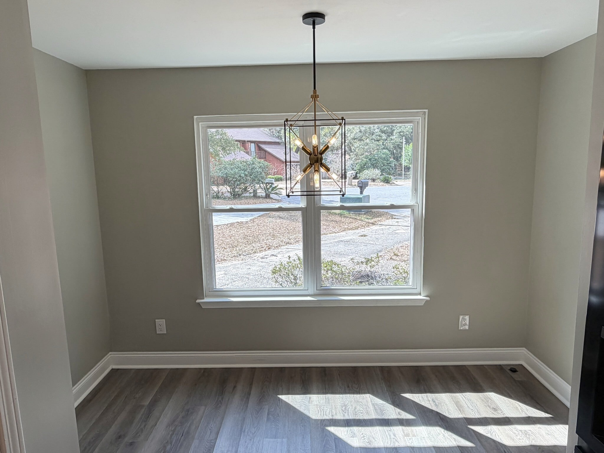 Building Photo - 7242 Dogwood Terrace Dr