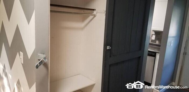 Building Photo - Available Now = 4 Bedroom 2 Bath Updated H...
