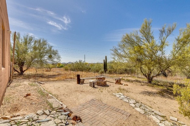 Building Photo - 1712 E Desert Ranch Rd