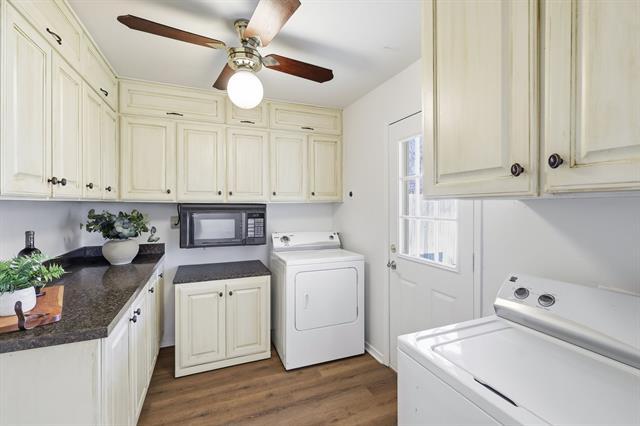 Building Photo - 808 Bridle Ave