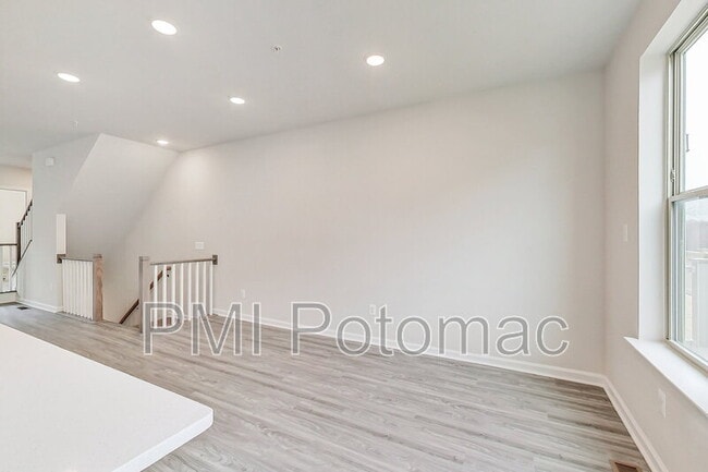 Building Photo - 16917 St William Wy