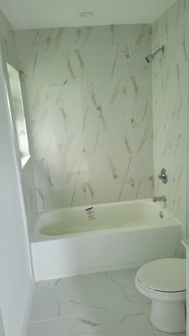 Building Photo - 1847 NW 70th St