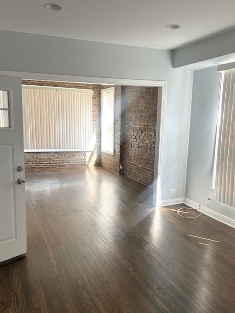 Primary Photo - 627 E 89th Pl