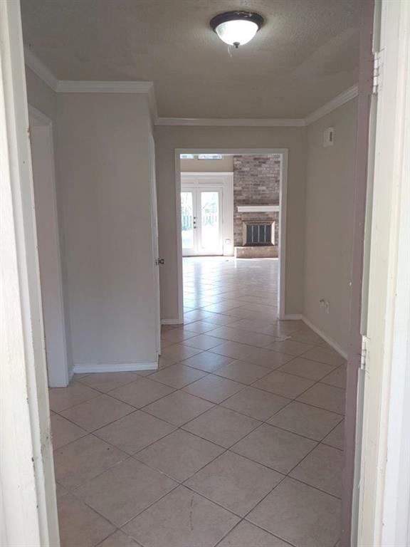 Building Photo - 14915 Oak Bluff Ct