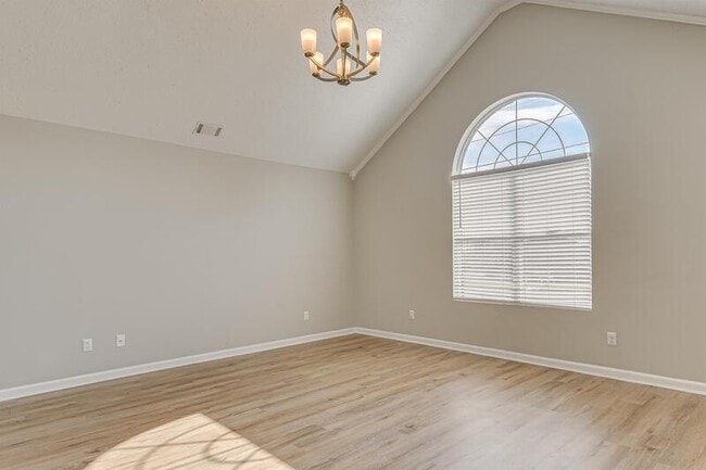 Building Photo - 3390 Monte Carlo Dr