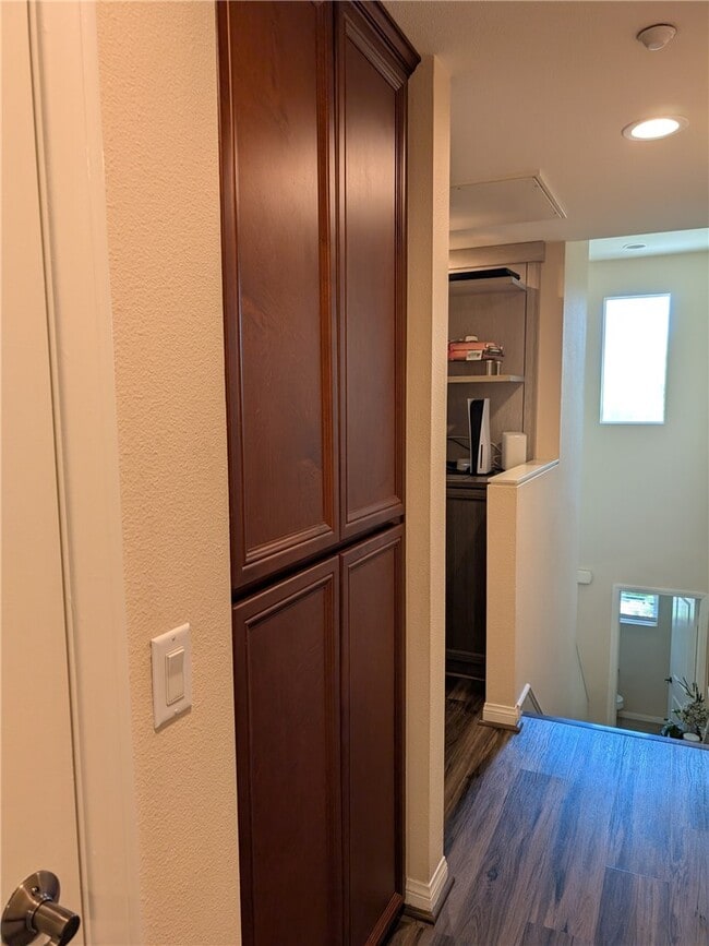 Building Photo - 86 Meridian Dr