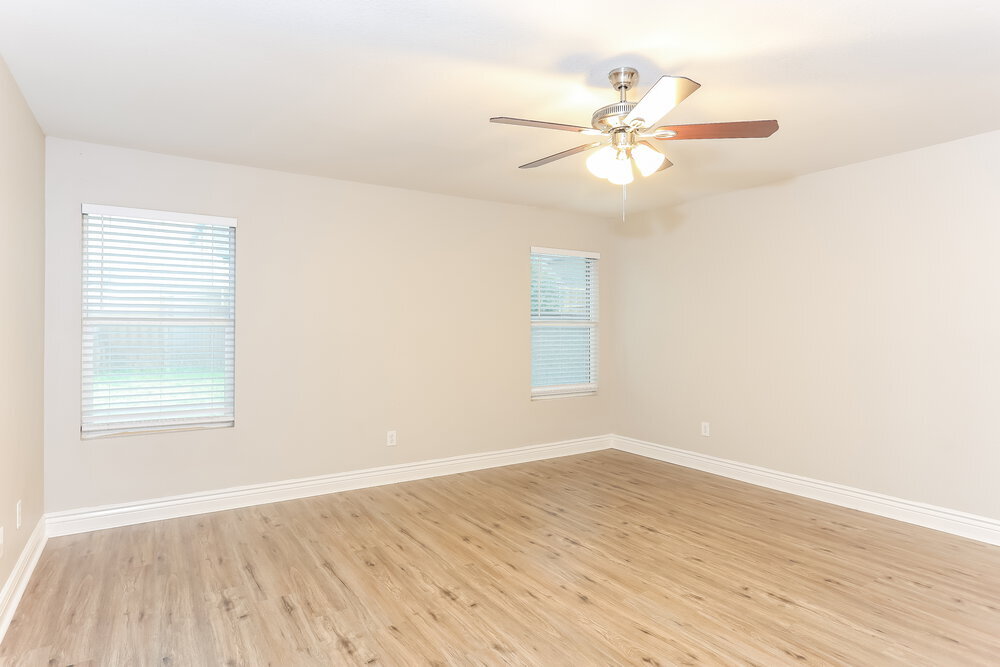 Building Photo - 8126 Stowe Springs Ln