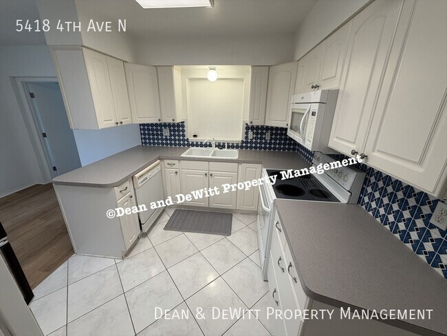 Building Photo - 5418 4th Ave N