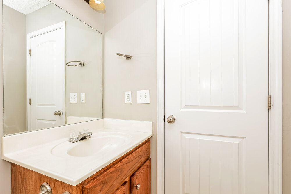 Building Photo - 3128 Hardwood Dr