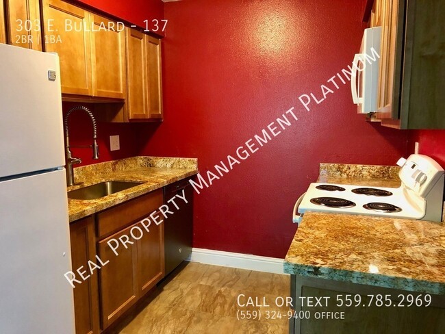 Building Photo - $1,595 Bullard & HWY 41, 2 Bedroom Condo -...