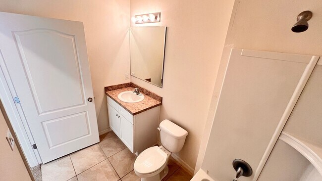 Building Photo - Modern 3-Bedroom Home with Resort-Style Amenities in New Smyrna Beach