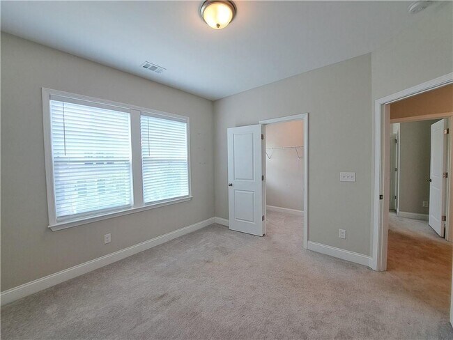 Building Photo - 637 Stan Hope Ln