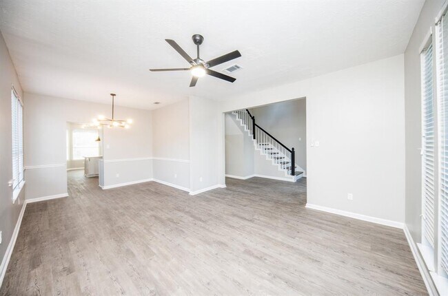 Building Photo - 14011 Cypress Falls Dr