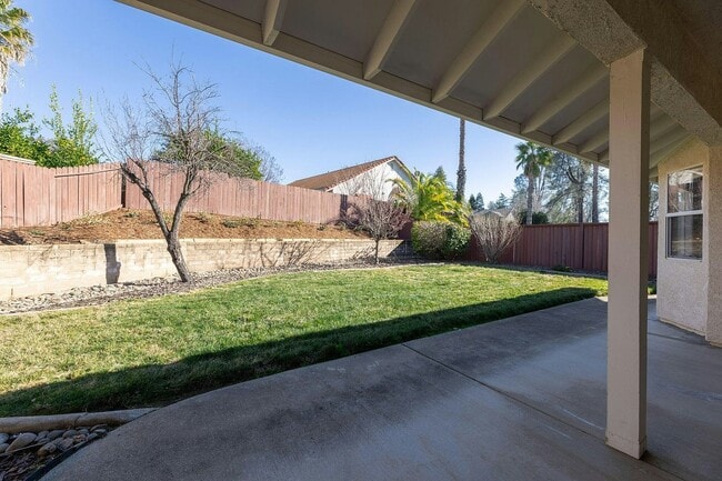 Building Photo - 2111 Sophy Pl