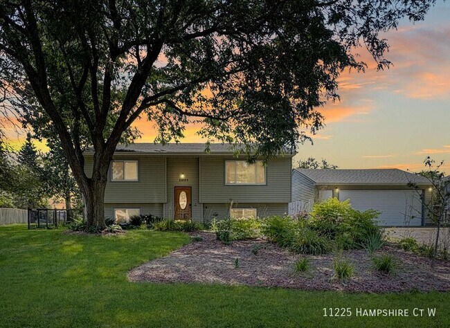 Primary Photo - 11225 Hampshire Ct W