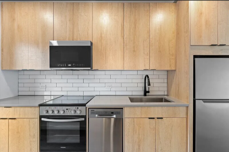 Building Photo - E. 127th St, Madison Ave