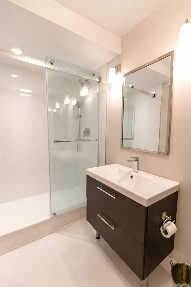 Building Photo - 1 Landmark Sq