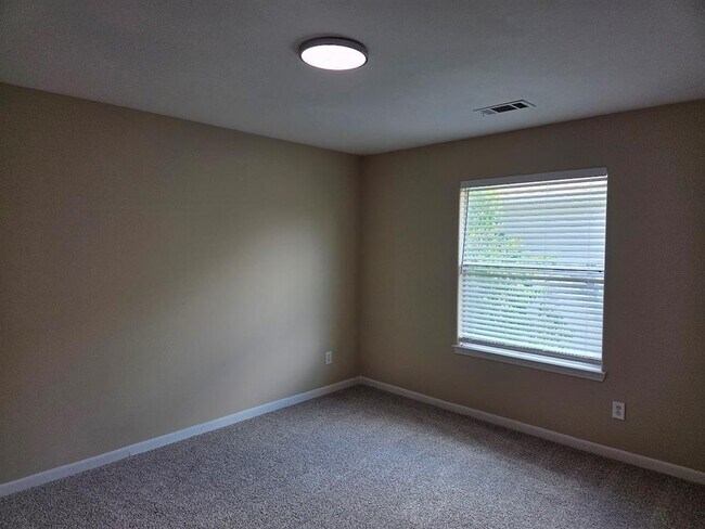 Building Photo - 21018 Florette Ln