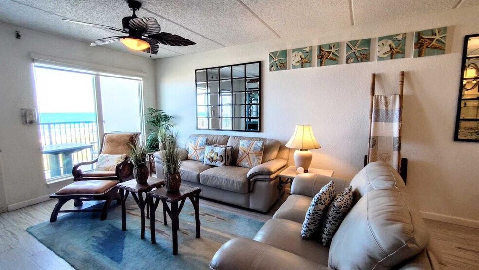Building Photo - 2562 Gulf Blvd