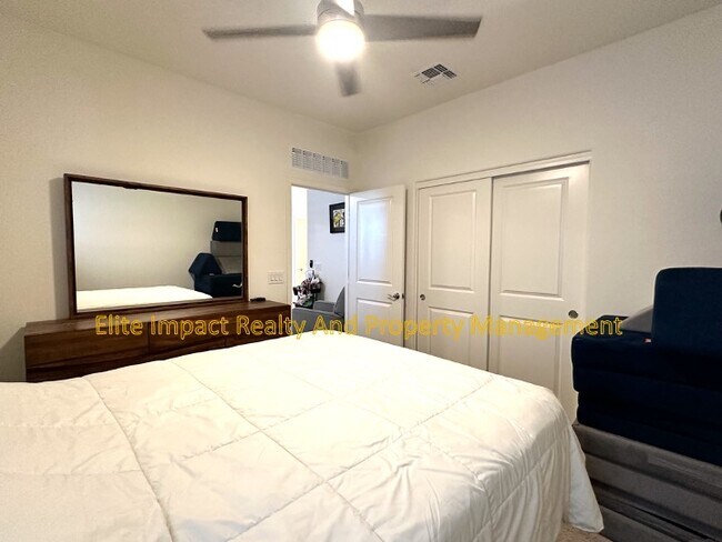 Building Photo - 7140 S Via Gaucho Viejo