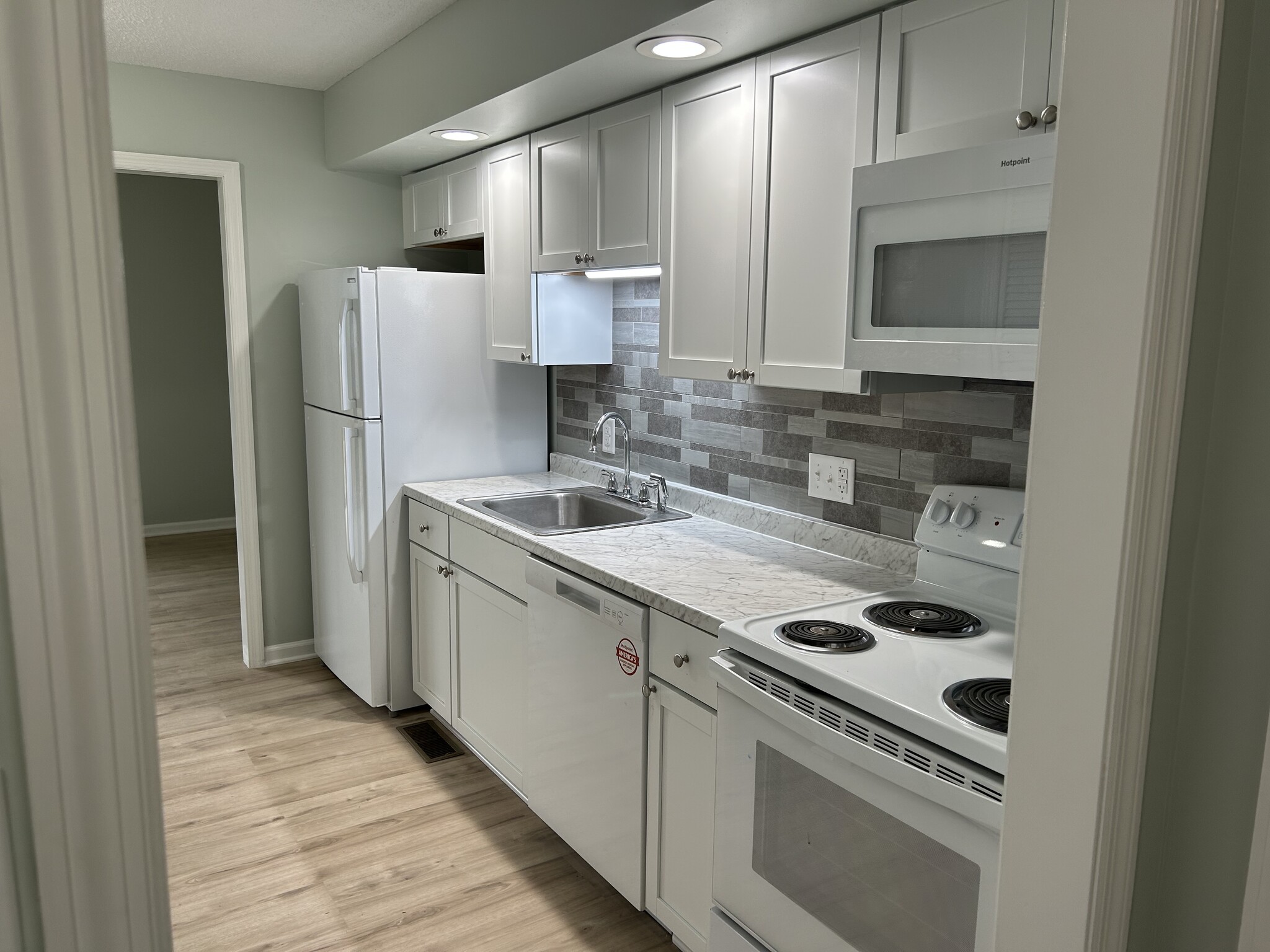 Building Photo - 2604 W Riggin Rd