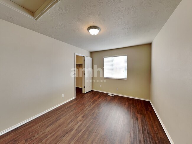 Building Photo - 4445 S Wakeport Bay