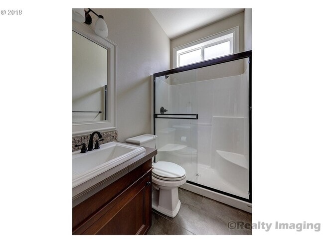 Building Photo - FOR RENT UNFURNISHED: Beautifully maintained 2015 Noyes-built home, 5 bed, 3 bath, 2 car garage w...