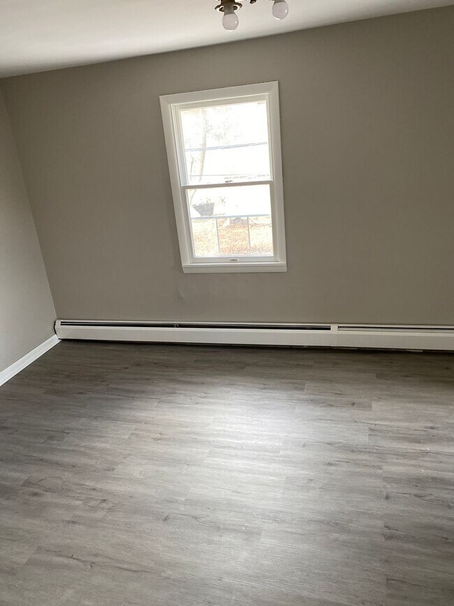 Building Photo - 2133-2135 Jackson St