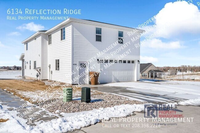 Building Photo - NEW BUILD - 5 bedroom 3.5 House