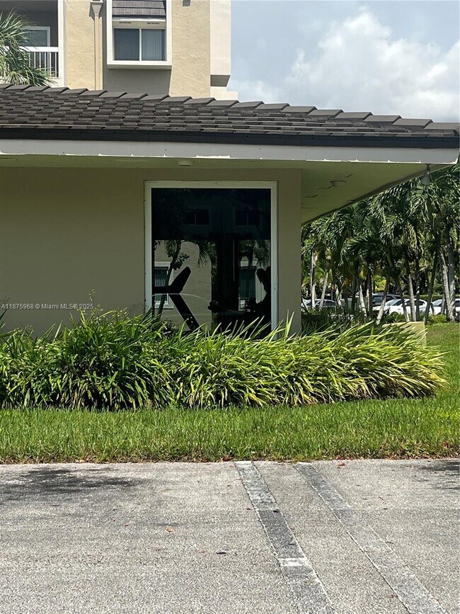 Building Photo - 7810 Camino Real