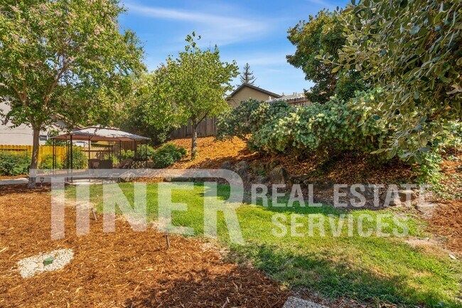 Building Photo - 5730 Chaffey Ln
