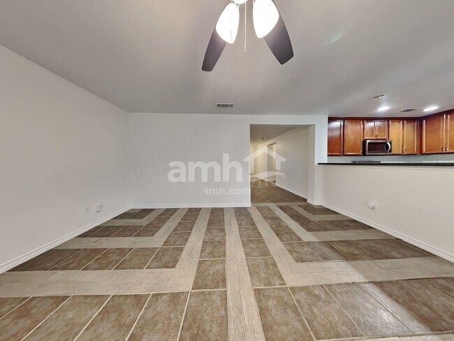 Building Photo - 5345 Freestone Dr