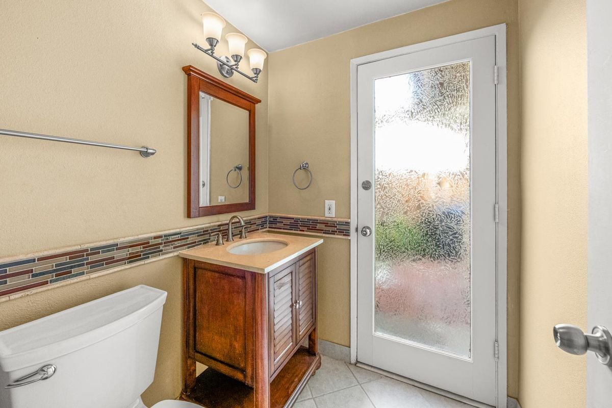 Building Photo - 32023 Wallington Ct