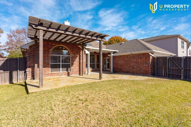 Building Photo - What's special