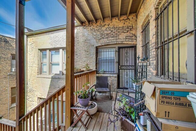Building Photo - 5108 S Woodlawn Ave