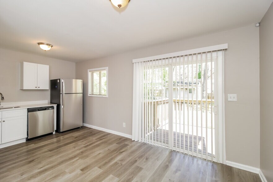 Building Photo - 6500 Boca Grande Blvd