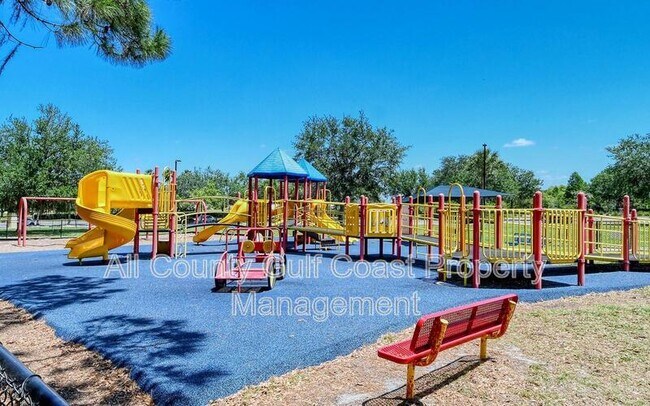 Building Photo - 211 Red Fox Ct