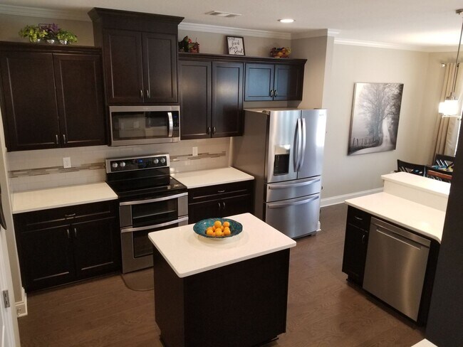 Building Photo - 2 Story 4 Bedroom Home Near Fort Gordon