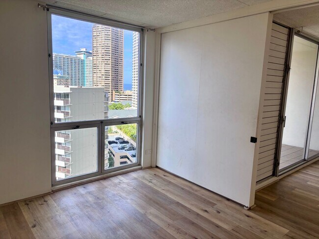 Building Photo - For Rent | A 3 Bedroom, 3 Bathroom, with 1 Assigned Parking Stall at Waipuna