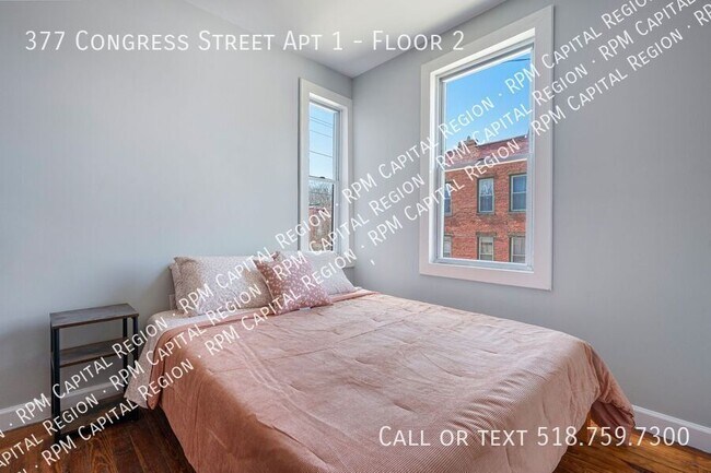 Building Photo - 377 Congress St