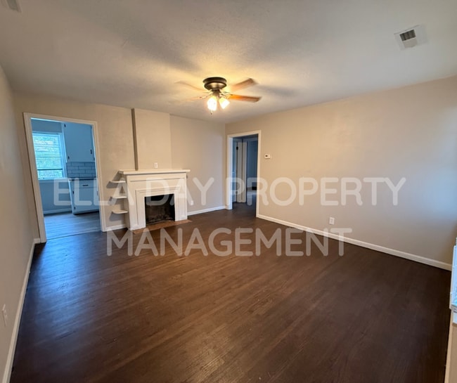 Building Photo - 2512 S Ellis St