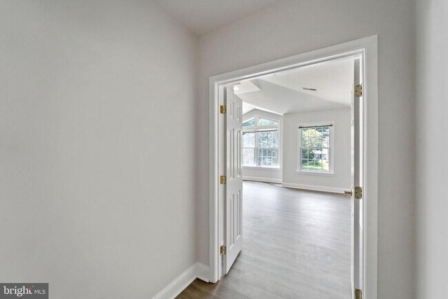 Building Photo - 12312 Streamvale Cir