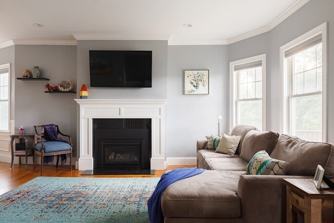 Building Photo - 70 Arlington St