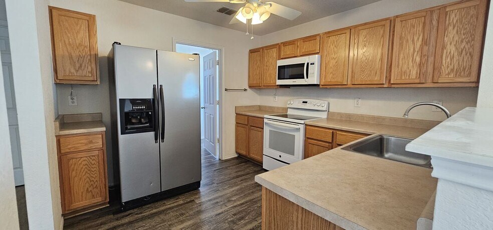 Building Photo - 23923 Wimberly Oaks